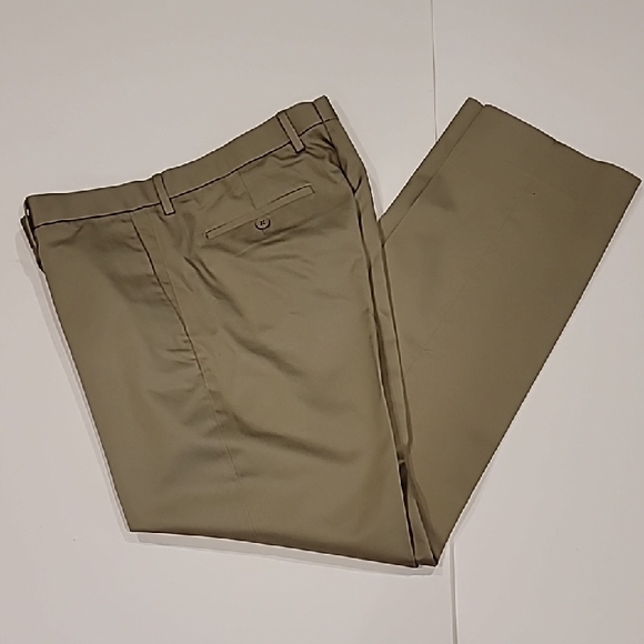 Banana Republic Khaki Pants Khaki W33 - Picture 2 of 8